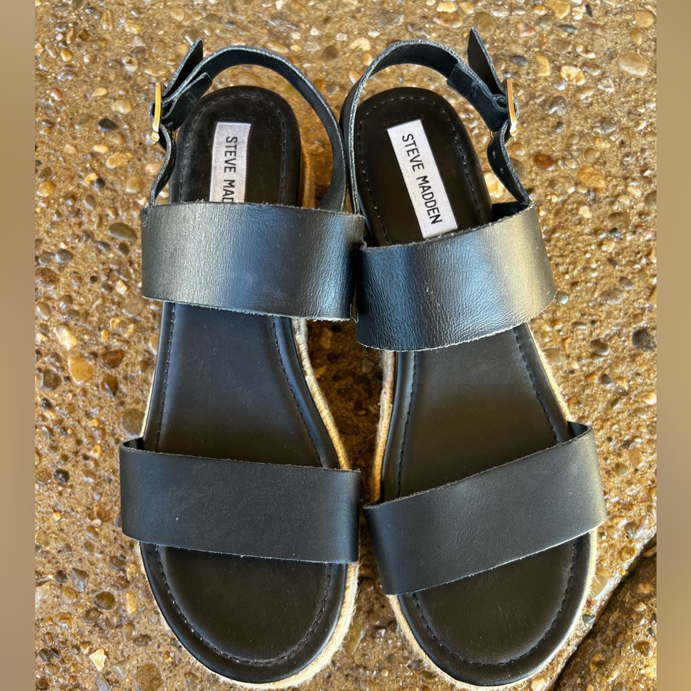 Steve Madden Women's Catia Wedge Sandal size 9
